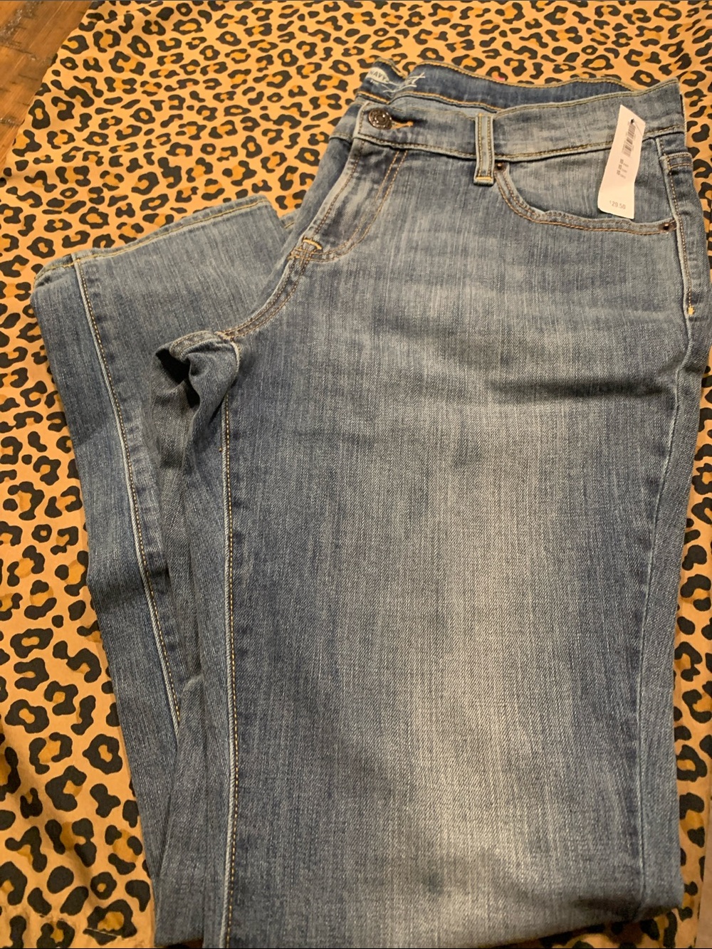Classic Flirt Old Navy straight leg in 10 short.  Mid Wash Women’s Jeans - Blue